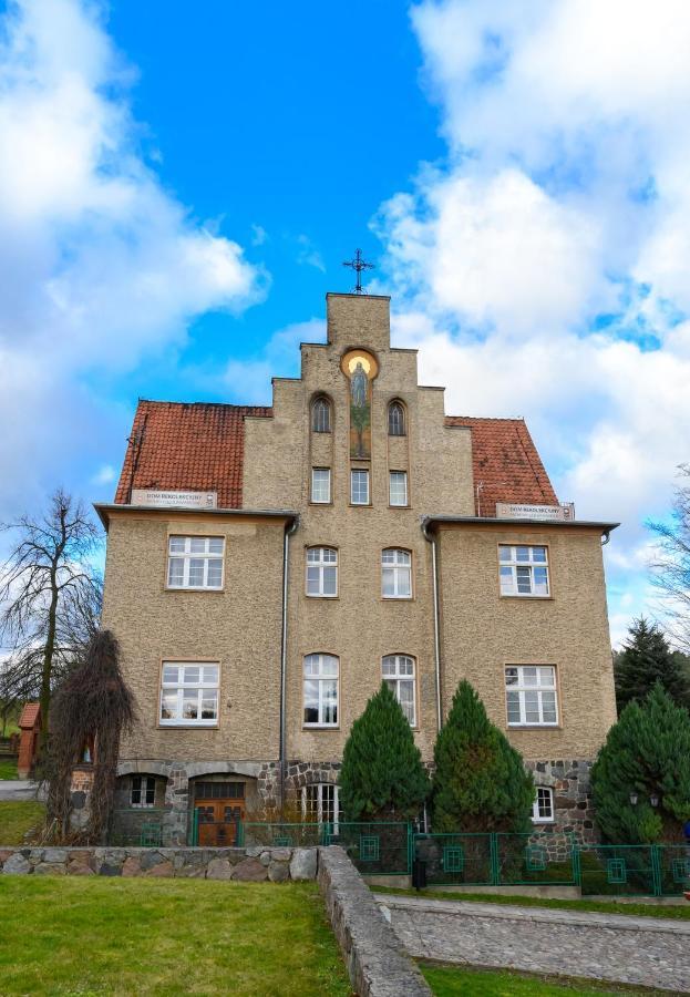 Domus Mariae Gietrzwald 호스텔 외부 사진